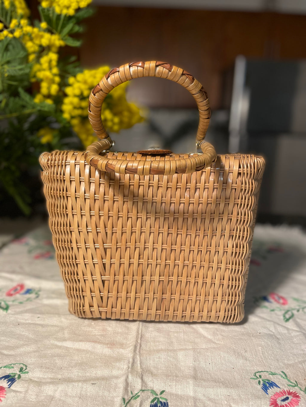 1970's wicker purse